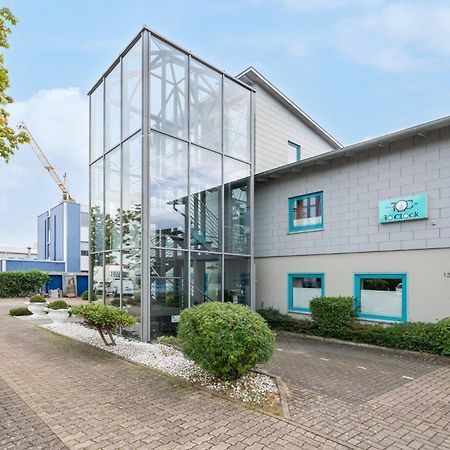 7O'Clock - Hotel Hannover Laatzen Exteriör bild